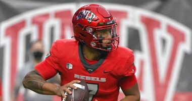Nevada sports betting opening lines availabe for UNLV football