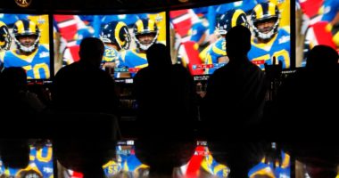 Vegas Strip Sportsbooks Have Seats For NFL Season, But For A Price
